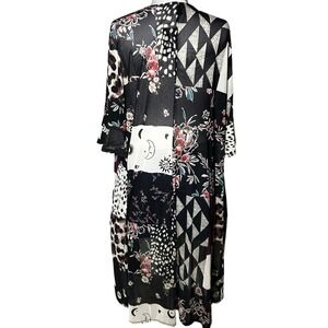 NWT Torrid Mesh Ruffle Sleeve Kimono Plus Black Patchwork Celestial Floral Print